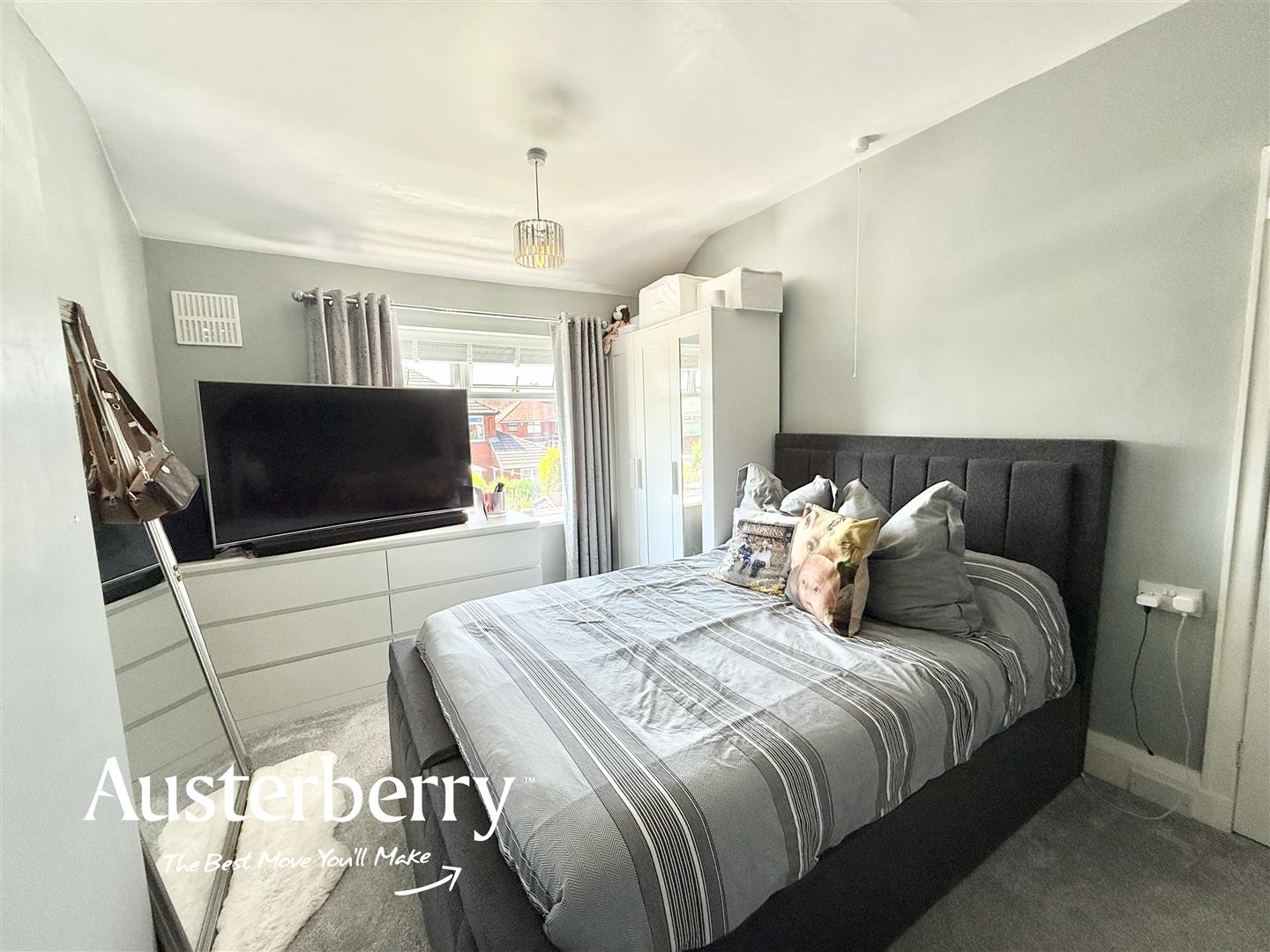 Cedar Grove, Blurton, Stoke-On-Trent